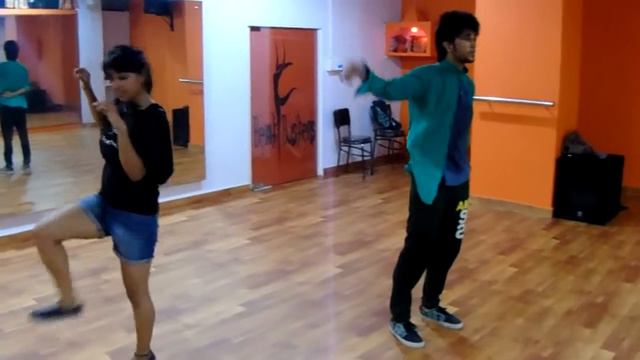 BeatBox Dance | Kenny & Jerry | India’s Digital Superstar смотреть онлайн