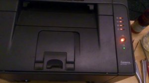 Canon LBP7018C как вытащить картридж