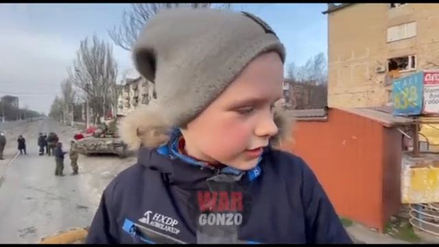 Злые военные уехали, добрые остались»Мариупольские дети смотреть онлайн