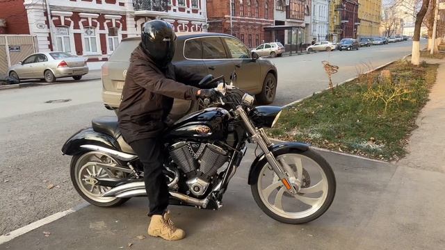 Загнал байк на зимовку. Конец мото сезона 2023 смотреть онлайн
