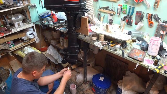 замена масла в редукторе лодочного мотора. HDX смотреть онлайн