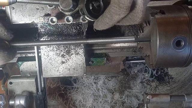 Удлинённый винт поперечной подачи  станка ТВ 4 ИЗГОТОВЛЕНИЕ.