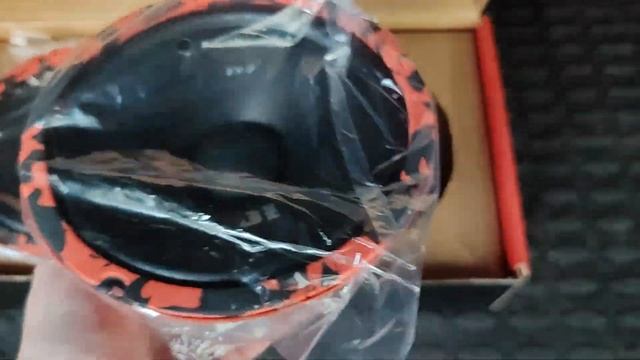 Распаковка Dl Audio Gryphon Pro 165 midbass смотреть онлайн