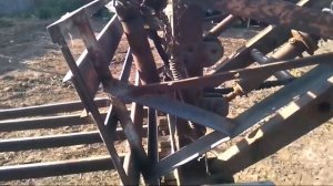 Самодельный погрузчик, вилы для сена.