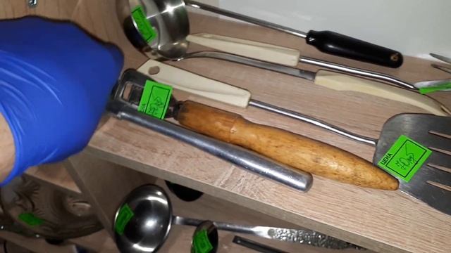 Всякая всячина НОВИНКИ ТОВАРА барахолка распродажа луганск товар интересные люди вещи ссср техника смотреть онлайн