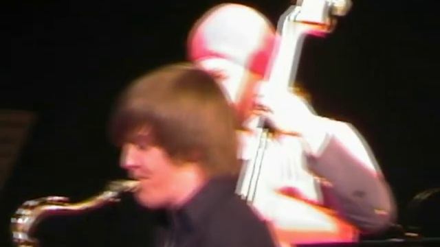 Big Band Dropouts - Three of a Perfect Pair смотреть онлайн