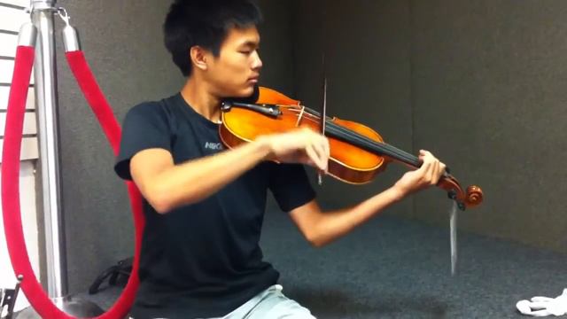 TIM PLAYING VIOLA LIKE A BOSS XD