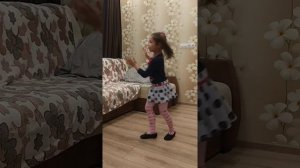 Снег и елки ледяные горки (танец)