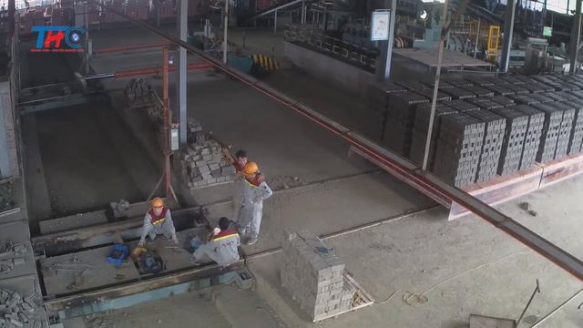 Hình ảnh thực tế CAMERA Dahua DH - IPC - HFW1320SP tại công ty sản xuất gạch смотреть онлайн