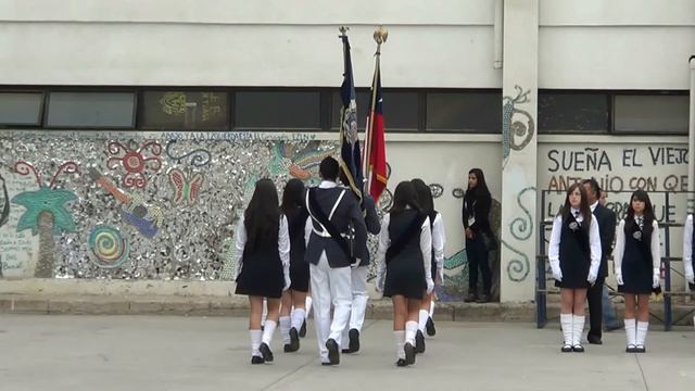 Liceo Eduardo de la Barra Mayo 2012 - Entrada al patio смотреть онлайн