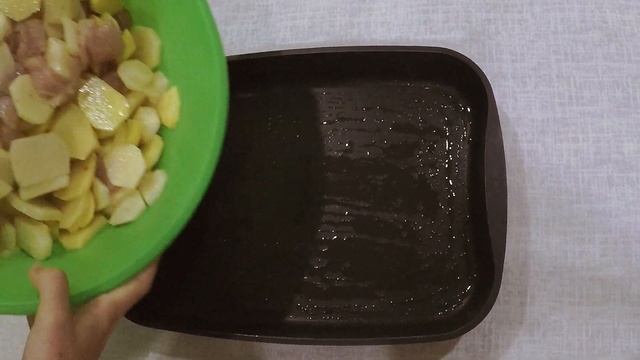 Мясо по-французски. Быстро и вкусно. канал Наложи в тарелку. смотреть онлайн