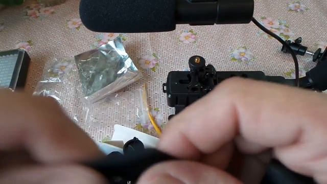 Защитный кожаный чехол и штатив для экшн камеры смотреть онлайн