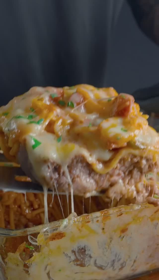 СЫРНО-СОСИСОЧНОЕ РАГУ | АСМР кулинария и еда смотреть онлайн