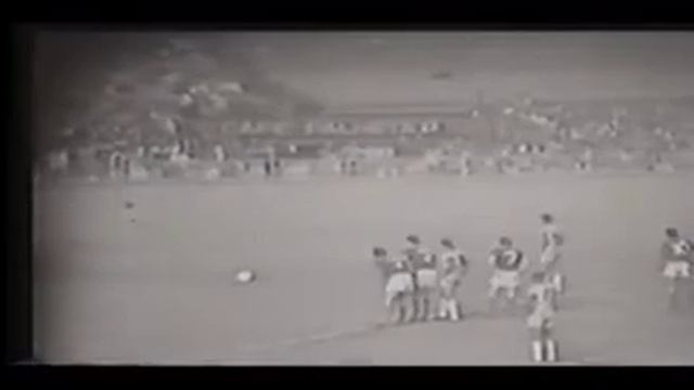 Carlos Alberto Torres (Brasil) - 31/10/1968 - Brasil 1x2 México - 1 gol смотреть онлайн