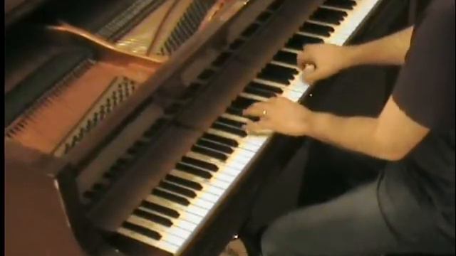 Brighi & Snoop Dogg - Play me like a Violin - piano & drum cover acoustic unplugged by LIVE DJ FLO смотреть онлайн