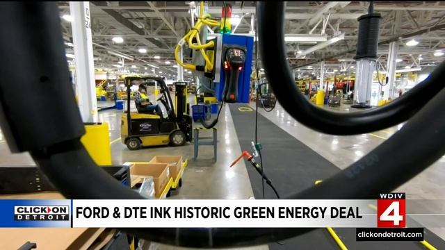 Ford, DTE ink historic green energy deal for Michigan plants смотреть онлайн