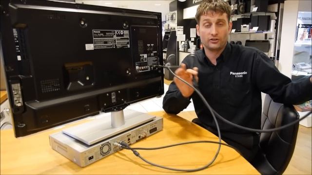 How to Connect a DVD/HDD recorder to a HD TV. смотреть онлайн