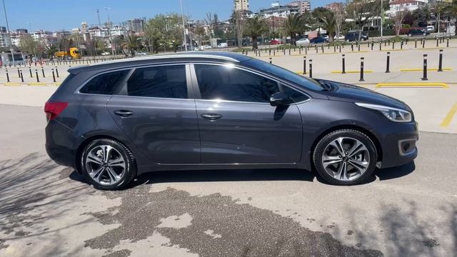 2017 Kia Cee'd SW смотреть онлайн
