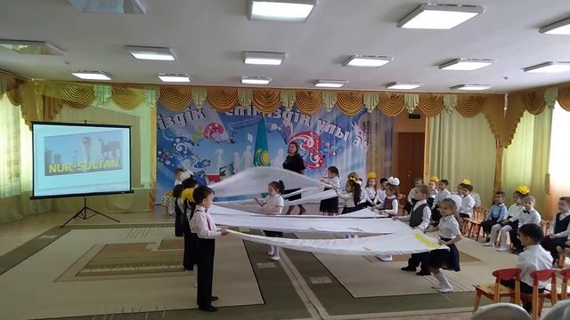 Танец с полотнами смотреть онлайн