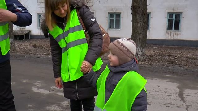 "Родительский патруль" и ПДД вместе с ЮПИД" Детский сад №3 "Гвоздика" г.Гуково смотреть онлайн
