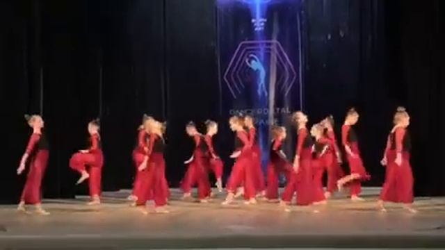 "Тільки любов..." Dance Studio REMIX смотреть онлайн