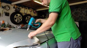 Снятие бронеплёнки с капота своими руками