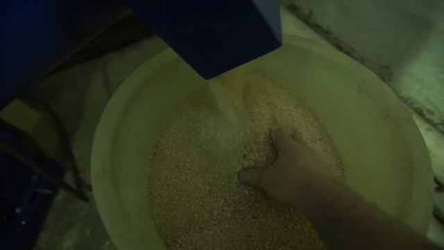 Дробилка ваьцовая. Атакский леспромхоз смотреть онлайн