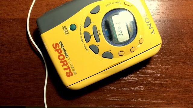 Sony Walkman Sports WM-FS495 и Алиса - Мое поколение (звук с плеера, запись с концерта) смотреть онлайн