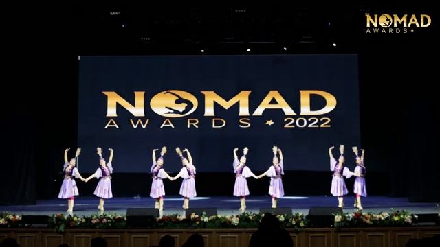 «Гәкку» Қазақ биі — «Інжу-Маржан» би-ансамблі. Nomad awards/Номад эвордс смотреть онлайн