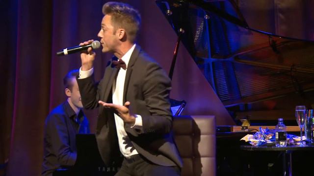 Ian Stroughair - Impressions (Live at the Hippodrome Casino) смотреть онлайн