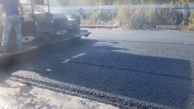 Укладка асфальта ЩМА 15 асфальтоукладчиком Vogel 1600 смотреть онлайн