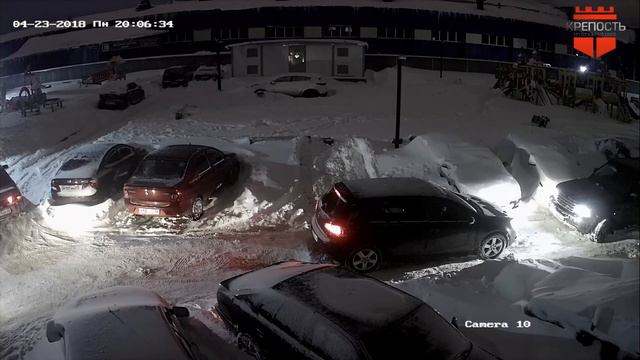 Рендж мнет скамейку. Калинина 40 смотреть онлайн