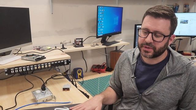 Reviving an Old Sun Microsystems V120 Server смотреть онлайн