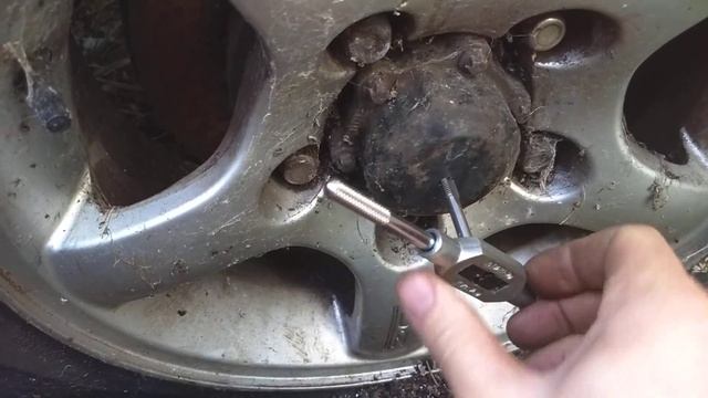 Locking Jimny auto hubs in 4wd. смотреть онлайн