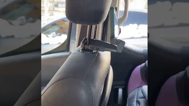 Baseus Backseat Vehicle Phone Hook - автомобильный держатель для пассажиров заднего сидения смотреть онлайн
