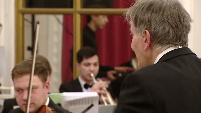 Ketèlbey In a Persian market (Sur un marché persan), J.-F. Gonzales-Hamilton conducting смотреть онлайн