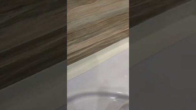 Установка ванны. Установка душевого поддона. Бордюрная лента. Установка бордюрной ленты. Сантехника смотреть онлайн