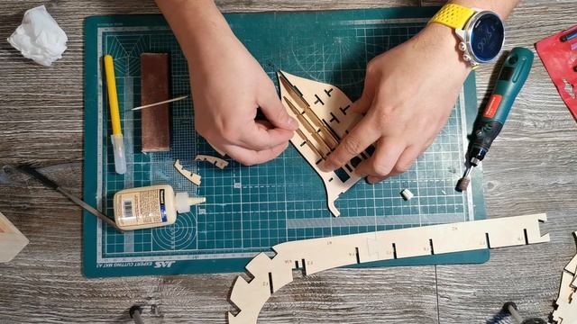 Сантисима Тринидад от ДеАгостини. Сборка киля и шпангоута смотреть онлайн