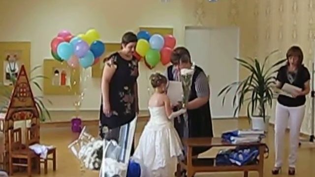 вручение диплома выпускника подготовительной группы д/с "Россияночка" смотреть онлайн