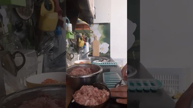 Заготовка полуфабрикатов????ленивые голубцы в сырном соусе смотреть онлайн