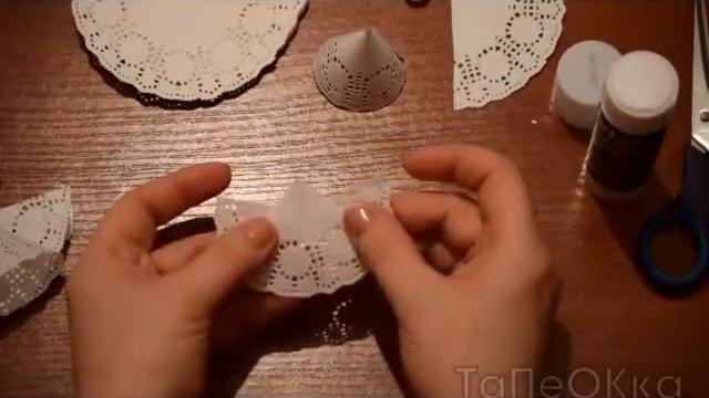 рождественский ангел из бумажной салфетки / Christmas angel from a paper napkin смотреть онлайн