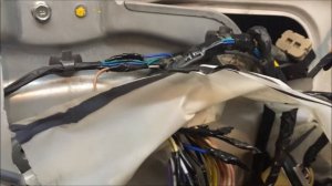 Установка доводчиков стекол и блока складывания зеркал на КИА Серато