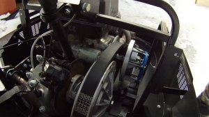 Снегоход АРТИК Регулировка цепи, простой доступ к моторному отсеку , вариатору, коробке передач