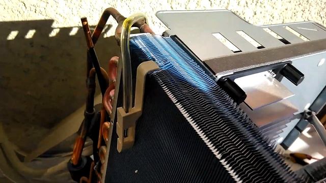 DAIKIN FTXB leak on condenser unit смотреть онлайн