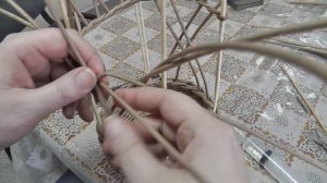 Фонарь из газетных трубочек. Мастер-класс