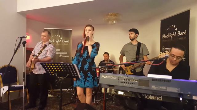 Blacklight Band - Can't take my eyes off of you (Gloria Ganor Cover) смотреть онлайн