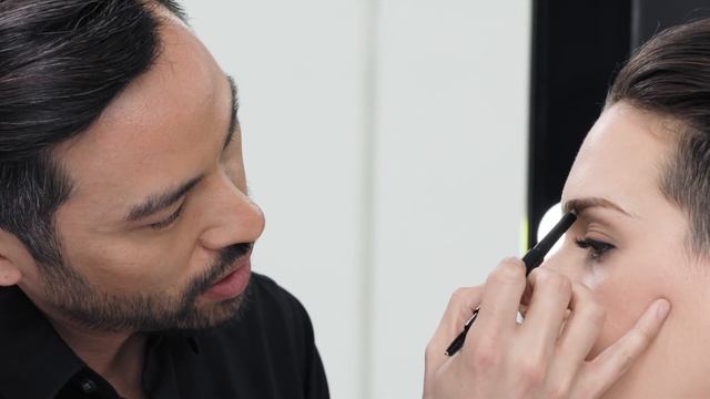 How To: Defined Structured Brows смотреть онлайн