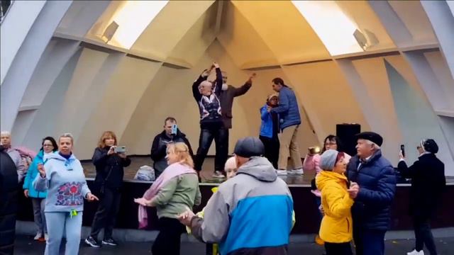 ЧТОБЫ МЫ МЕЧТАЛИ, А МЕЧТЫ ВСЕ СБЫЛИСЬ #dance #kharkiv смотреть онлайн