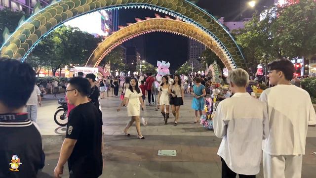 Vietnam Nightlife 🇻🇳/ Why Nguyen Hue Walking Street Is Ho Chi Minh's Best