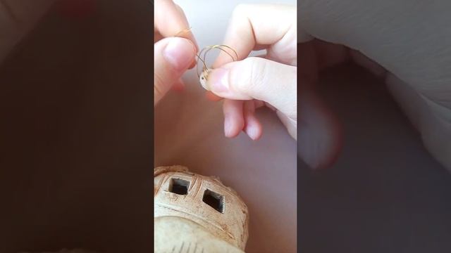 ??Крутое и очень лёгкое колечко из бисера! DIY BEADED Ring??? смотреть онлайн